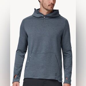 Men’s On Running Hoodie, Size S